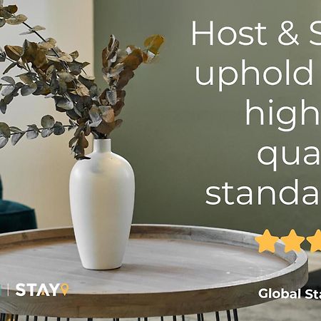 Host & Stay - Henderson House Вітбі Екстер'єр фото