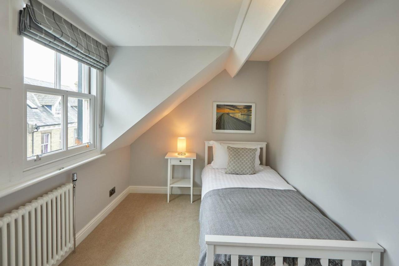 Host & Stay - Henderson House Вітбі Екстер'єр фото